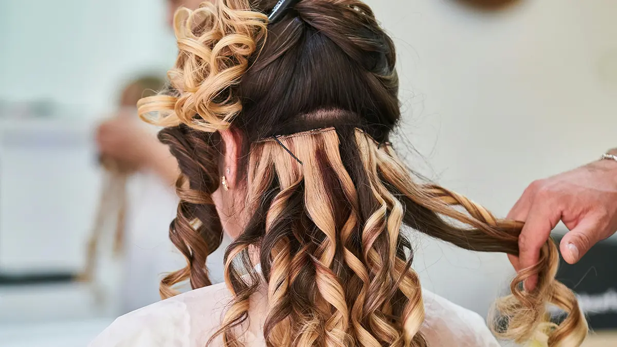 Thinking About Removing Your Hair Extensions? Read This Guide From Cecelia Johnson First!