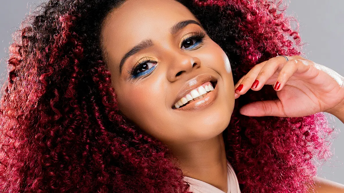 HAIR DYE ALLERGY REACTIONS: SYMPTOMS & TREATMENTS